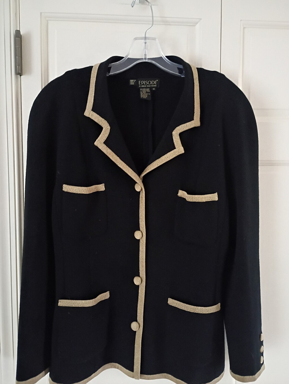 New Condition Classic Gold Trim Black Knit Blazer Jacket.Pit To Pit 19" - Picture 2 of 7